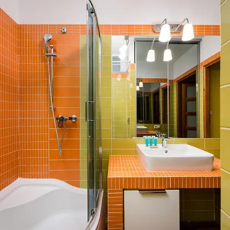 Praga Tower View By Bookinghost *